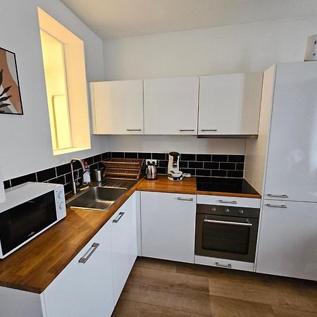 *Appartement Moderne/2 Minutes Du Metro* Сент-Уан Экстерьер фото