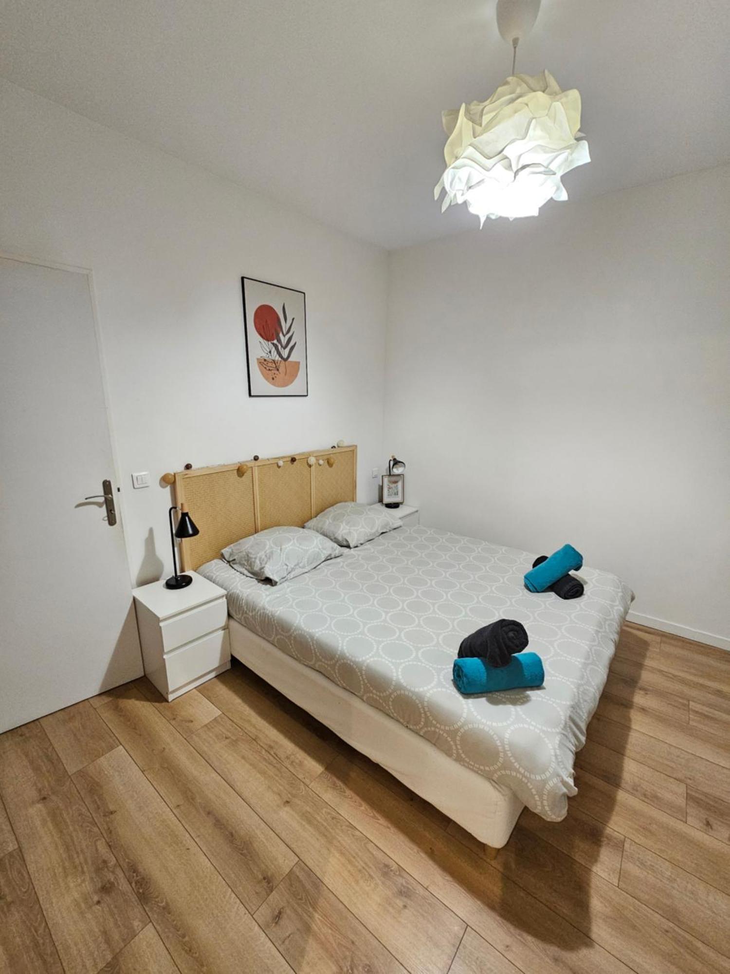 *Appartement Moderne/2 Minutes Du Metro* Сент-Уан Экстерьер фото