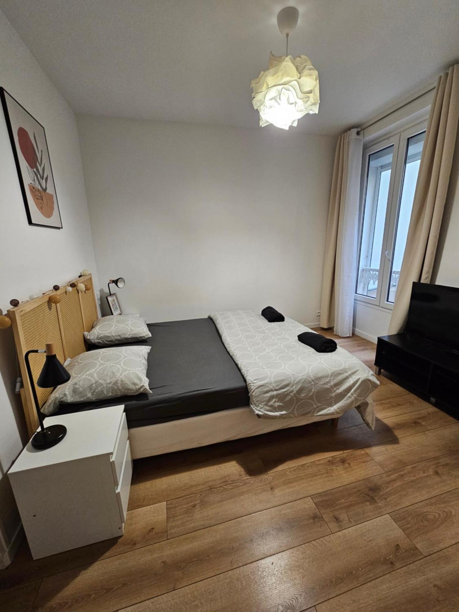 *Appartement Moderne/2 Minutes Du Metro* Сент-Уан Экстерьер фото