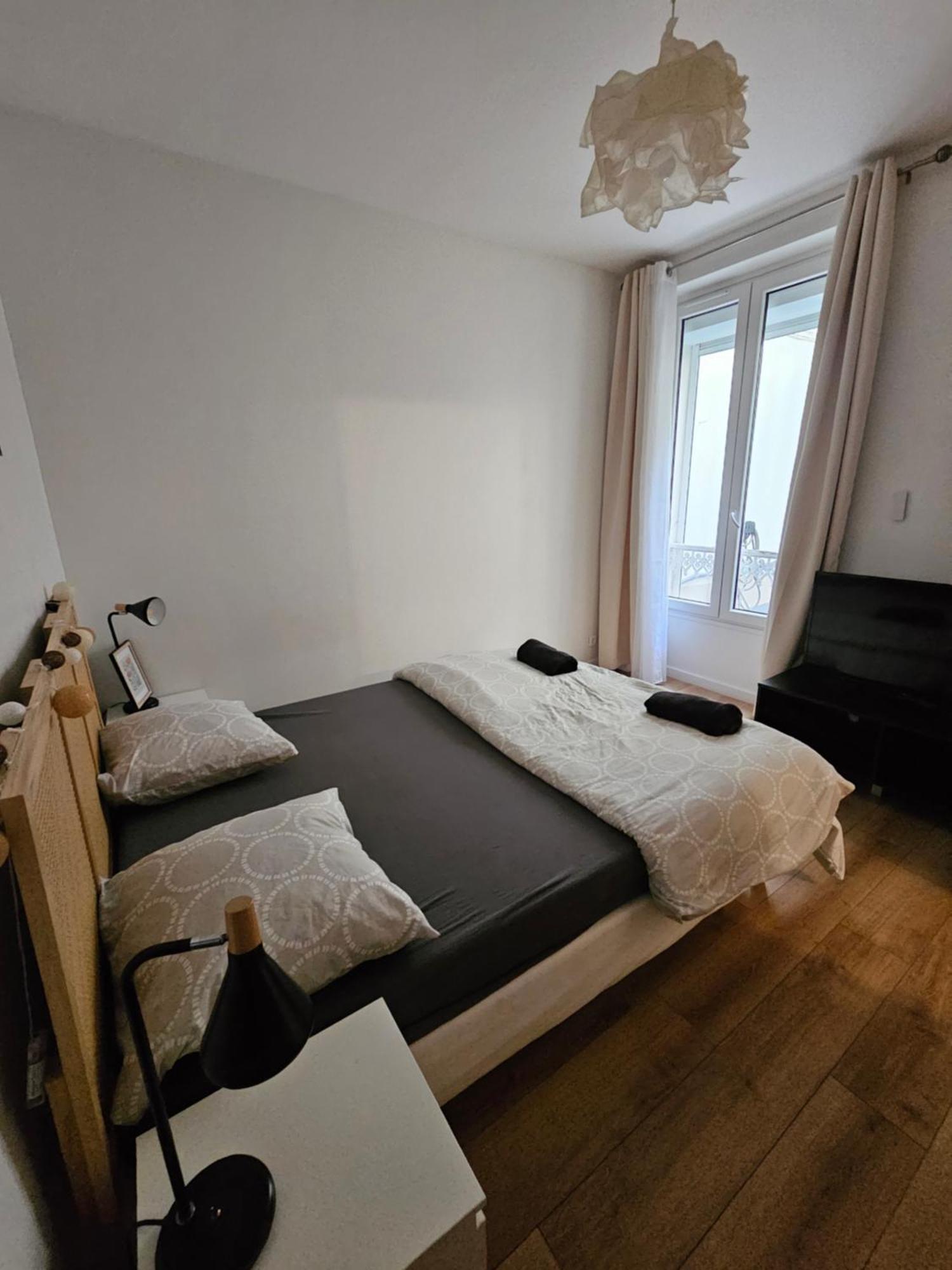 *Appartement Moderne/2 Minutes Du Metro* Сент-Уан Экстерьер фото