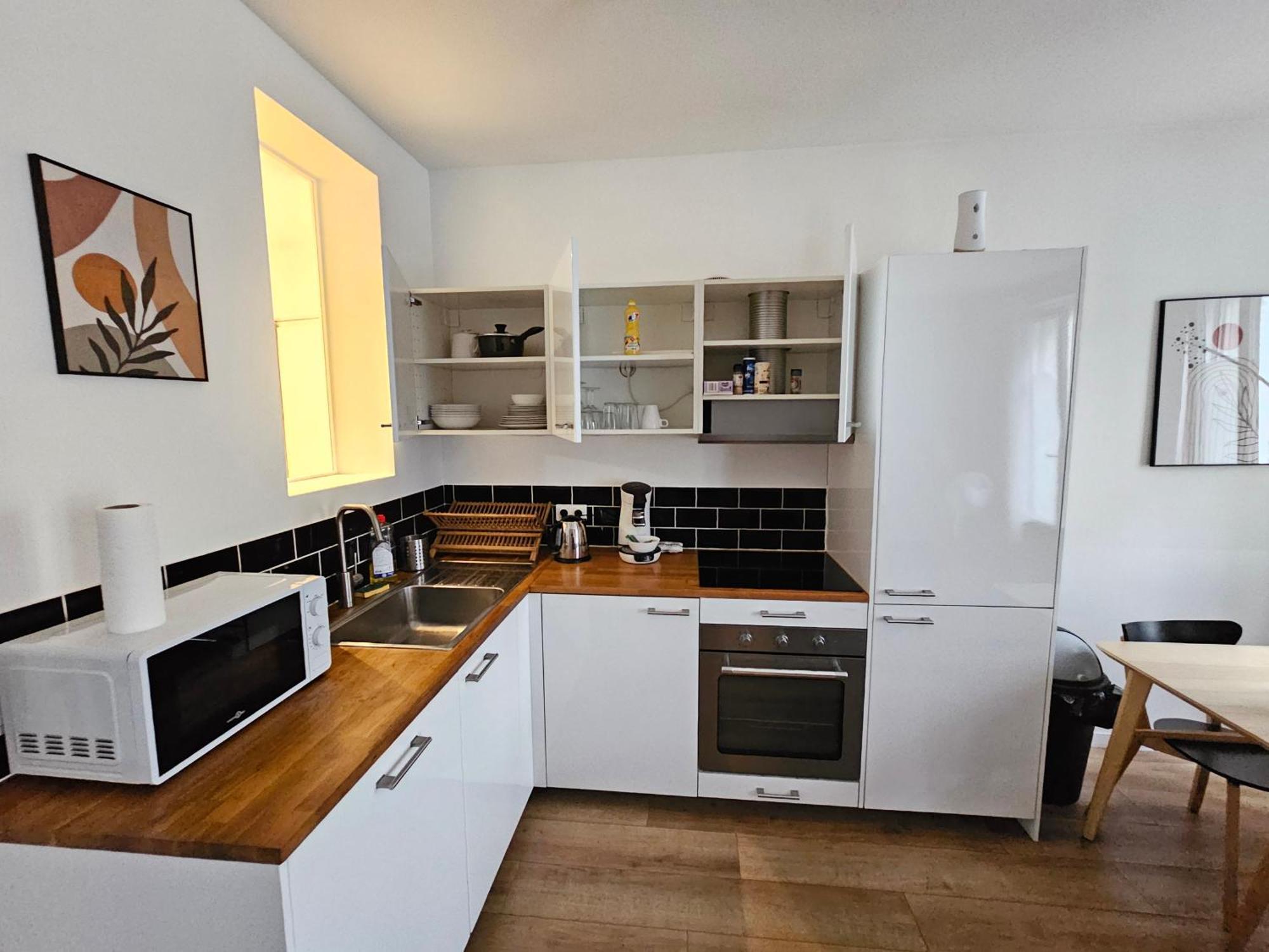 *Appartement Moderne/2 Minutes Du Metro* Сент-Уан Экстерьер фото